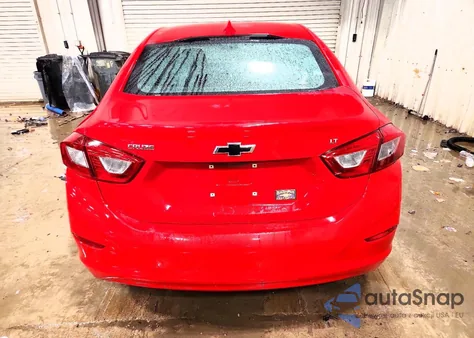 2017 Chevrolet Cruze Lt z USA, uszkodzony, nr VIN 1G1BE5SM8H7273772